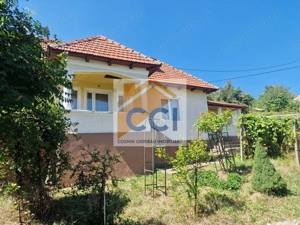 Casa in mediu rural cu teren - imagine 2