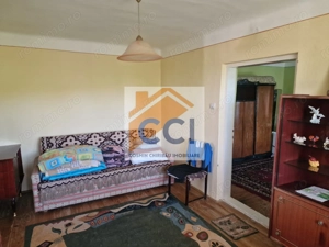 Casa in mediu rural cu teren - imagine 9