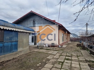 Se oferă spre vânzare / închiriere clădire cu spațiu comercial - imagine 10