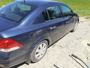 vand opel astra sedan - imagine 4