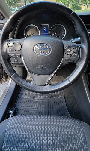 Toyota Corolla 2017 - 68.000 km reali - 1.6 Valvematic 132 CP - CASCO - imagine 6