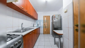 FARA COMISION! Apartament 3 camere, decomandat, balcon, zona HERMES - imagine 7