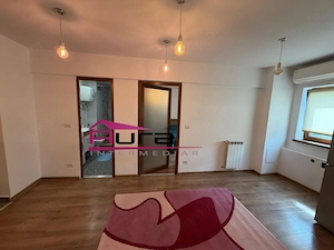 Inchiriez apartament 2 camere zona Piata Noua - imagine 3