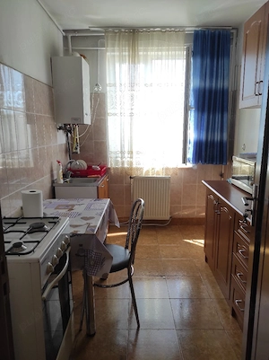 Ap 3 camere dec pe str.Carpati - imagine 12