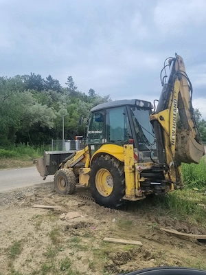 Buldoexcavator New Holland 2007 - imagine 2