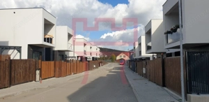 Vanzare  teren 800mp cu PUZ aprobat utilitati trase si asfalt