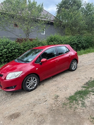 Vand toyota auris  - imagine 5