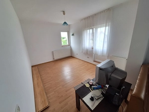 69900 euro!!!Ap.cu 2 camere Et 1 Chisoda - imagine 3