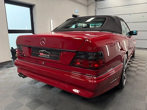 Mercedes Benz A124 2.2 benzina automata - imagine 3