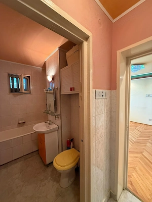 Apartament 2 camere,etaj 2, zona Piata Centrala-Mihai Viteazu  - imagine 5