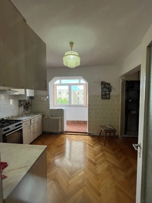 Apartament 4 camere 2 bai Central - imagine 4