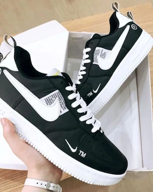 Adidasi Nike Air Force negru 