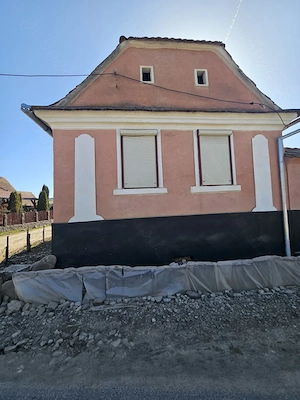 Direct proprietar-Casă tradițională saseasca în Cloasterf , comuna Saschiz - imagine 2