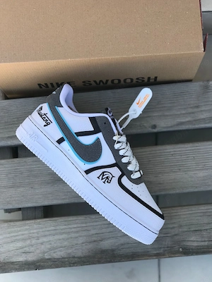 Nike Air Force 1 Mustang white grey