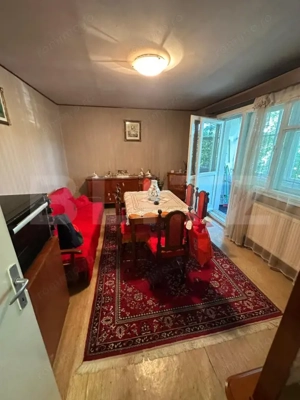 Apartament cu 3 camere, decomandate, boxă, centrală, zona Primăverii - imagine 3