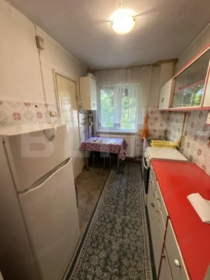 Apartament cu 3 camere, decomandate, boxă, centrală, zona Primăverii - imagine 6