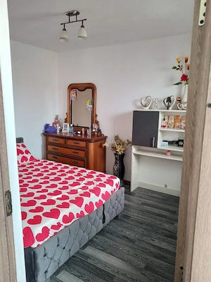 Vând apartament   pe Aleea Trandafirilor  - imagine 8