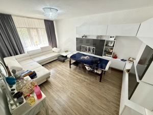 2 decomandate - etaj 1 - 52mp - 1980 - renovat - Craiovita sc 33