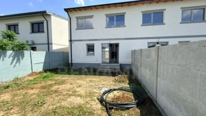 Casa moderna Parter plus Etaj - Zona Damila - imagine 14
