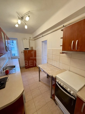 2 camere - 55mp - etaj 3 - centrala proprie - parcare - Central - imagine 5