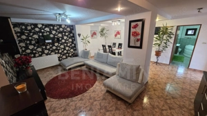 Apartament etaj 1 vila Mall Promenada Craiovita -centrala -parcare - imagine 2