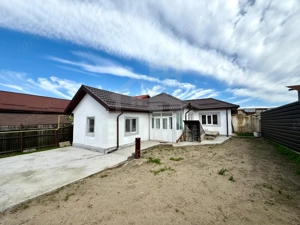 Casa 3 camere-Teren 300mp-Centrala termica-Libera-Zona Brestei