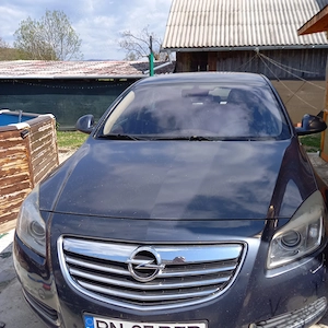 Vând opel insignia 2010 automata