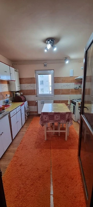 Zona Dorobantilor. 2 camere. Centrala proprie. - imagine 2