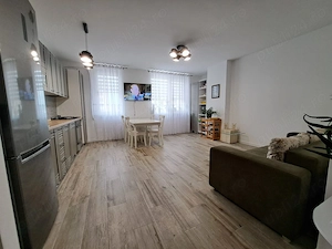 Apartament 3 camere cu parcare inclusa