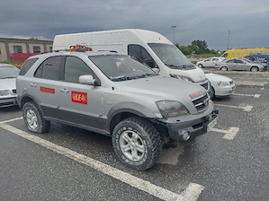 vand KIA Sorento - imagine 4
