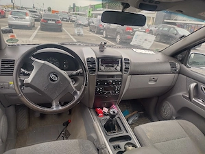 vand KIA Sorento - imagine 2
