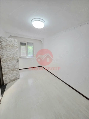 Apartament 3 Camere, Semidecomandat, Zona Piata Amzacea, Etaj 1 - imagine 7