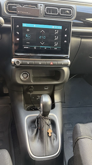 Citroen C3 1.2 benzină PureTech, 110 cai, 2022, Garantie - imagine 6