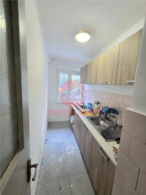 Apartament 3 Camere, Semidecomandat, Zona Piata Amzacea, Etaj 1 - imagine 11