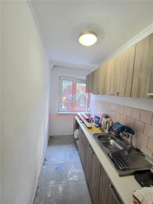 Apartament 3 Camere, Semidecomandat, Zona Piata Amzacea, Etaj 1 - imagine 12