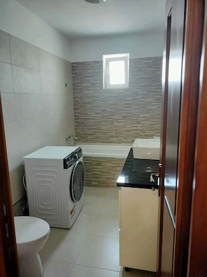 Apartament cu 2 dormitoare și living - imagine 6
