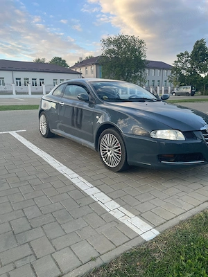 Vând Schimb Alfa Romeo GT 2010 - imagine 3