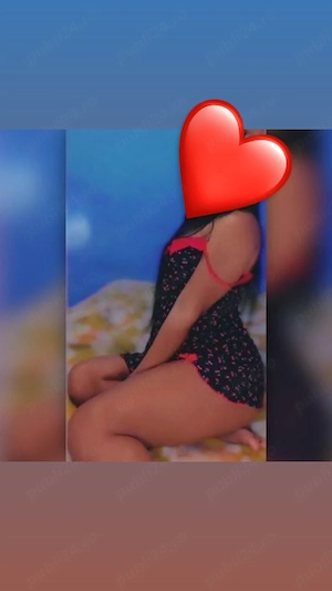 Bruneta noua la tine in oras