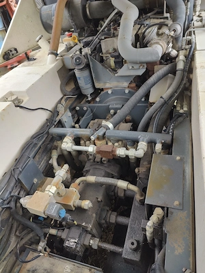 Vând măturătoare stradală diesel Tennant A60 an fabricație 2008 - imagine 4