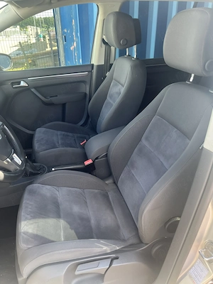 Volkswagen Touran  - imagine 7