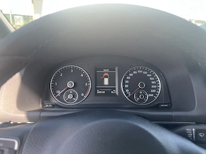 Volkswagen Touran  - imagine 10