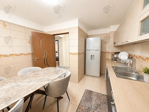 Apartament 2 camere decomandat, 68 mp utili, parcare și garaj - imagine 5