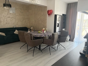 Vând apartament 3 camere  - imagine 2