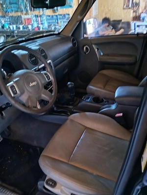 vand jeep cherokee - imagine 4