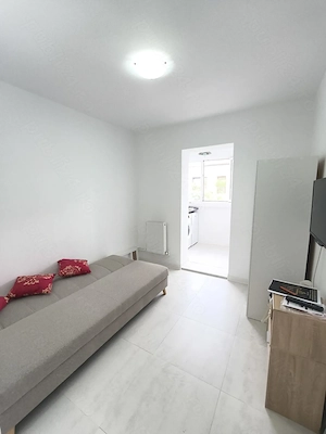 Garsoniera de închiriat, 25 mp, zona Nord