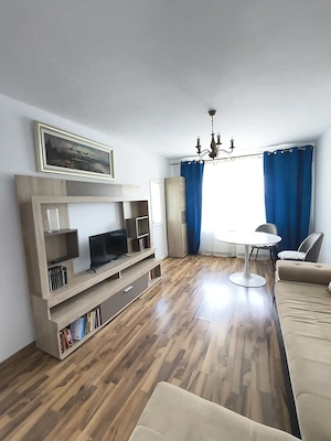 Apartament de închiriat 3 camere, 65 mp, zona Nord