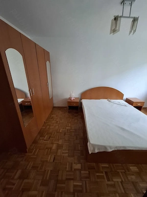 Vând apartament 3 camere confort 1 semidecomandat Bloc de 4etaje, etajul 1 - imagine 8