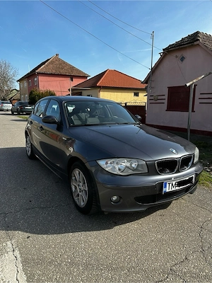 BMW Seria 1, 116i   2007   1.6 Benzină   116 CP - imagine 2