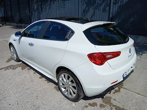 Alfa Romeo Giulietta - imagine 4