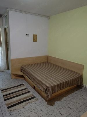 garsoniera barajul bicaz-metrou 5 minute costin georgian